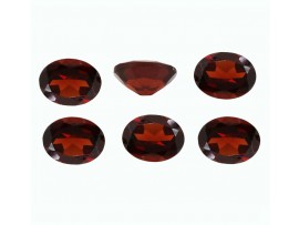 Mozambique Garnet Oval Faceted cut 7x9mm
