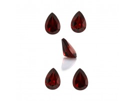 Mozambique Garnet Faceted Pear  7x10mm